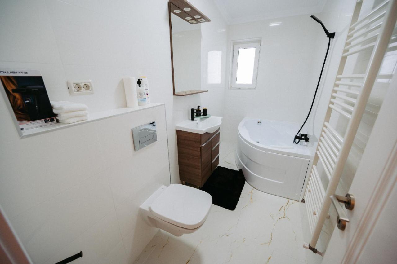 Appartamento Modern Loft One Suceava Esterno foto